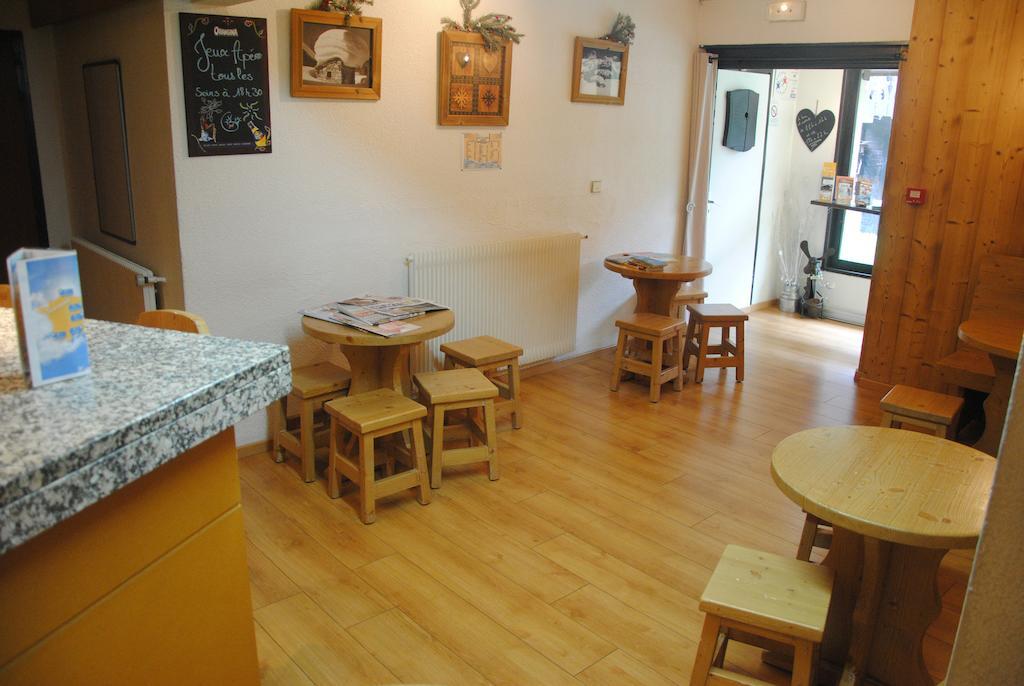 Hotel Les Combelles 沙泰勒 外观 照片
