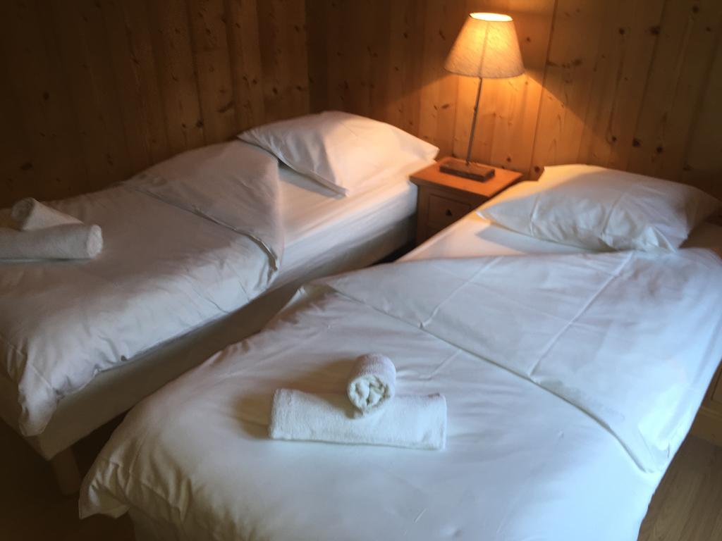 Hotel Les Combelles 沙泰勒 外观 照片