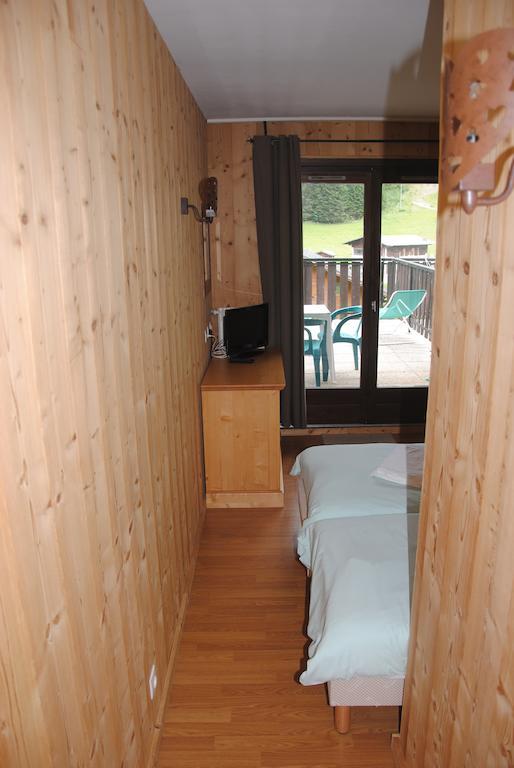 Hotel Les Combelles 沙泰勒 外观 照片