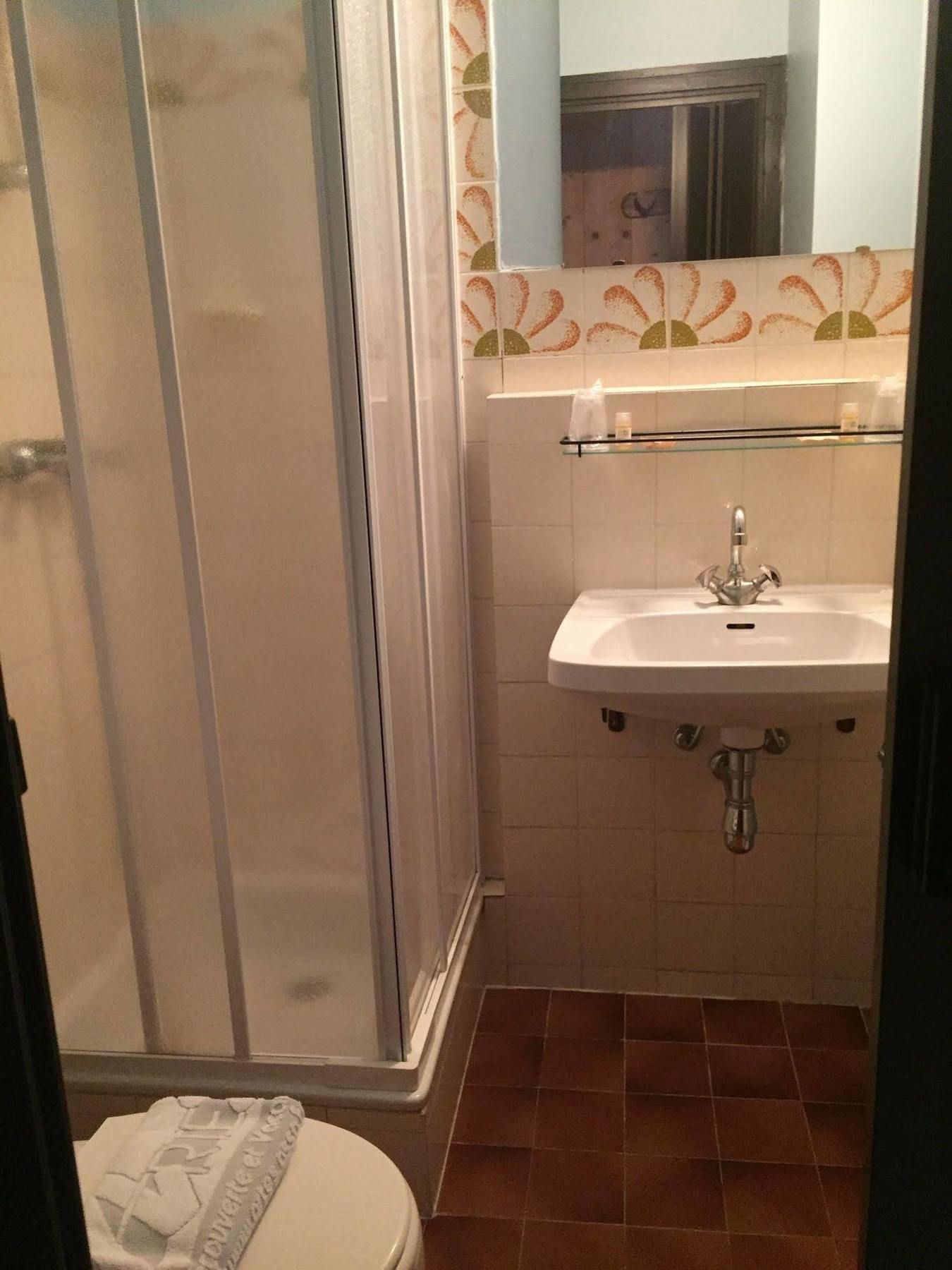 Hotel Les Combelles 沙泰勒 外观 照片